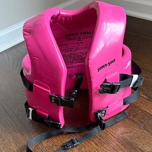 TRC Pink Child Life Vest in Small
